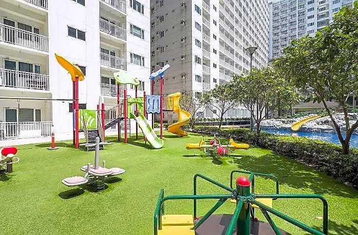 Gemstonebr In Smdc Shore Residences 4*
